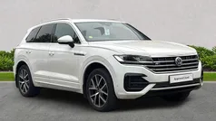 White Used 2019 VW Touareg R-line SUV | £27,687 (Fair price)