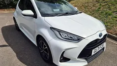 White Used 2022 Toyota Yaris Hybrid Design Hatchback | £16,995 (Fair price)