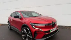 Red Used 2025 Renault Mégane Komfort Hatchback | £23,799 (Fair price)
