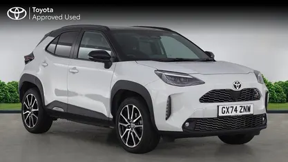 Ash grey bitone Used 2024 Toyota Yaris Hybrid Sport SUV | £25,735 (Fair price)