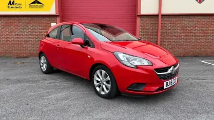 Used Vauxhall Corsa S 101 HP (74 kW) 2017 Red Hatchback