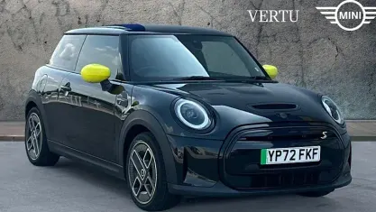 Used Mini Cooper Level 2 135 kW (184 HP) 2022 Black Hatchback