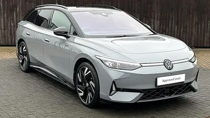 Used 2025 VW ID.7 GTX Estate | £40,999 (Fair price)