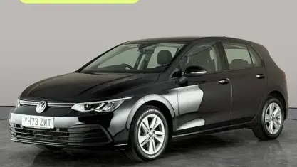 Used VW Golf VIII Life 131 HP (96 kW) 2023 Black Hatchback
