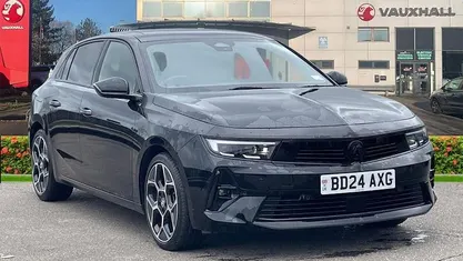 Used Vauxhall Astra Ultimate 131 HP (96 kW) 2024 Black Hatchback