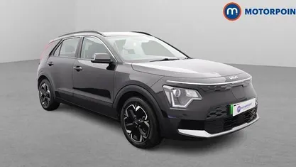 Black Used 2023 Kia Niro SUV | £19,049 (Fair price)