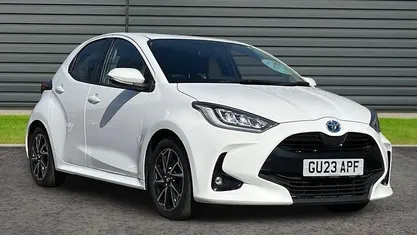 Used Toyota Yaris Hybrid Design 116 HP (85 kW) 2026 Hatchback