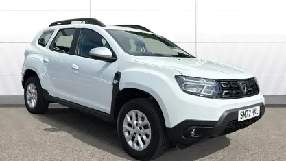 Used Dacia Duster Comfort 90 HP (66 kW) 2022 White SUV