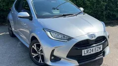Used 2025 Toyota Yaris Hybrid Design Hatchback | £18,999 (Fair price)