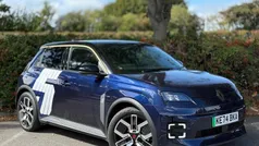 Used 2025 Renault R5 Komfort Hatchback | £24,490 (Good price)