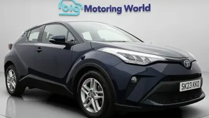 Begagnad Toyota C-HR 122 HK (89 kW) 2023 SUV