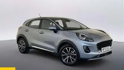 Usado Ford Puma Titanium 125 HP (91 kW) 2023 Prateado SUV