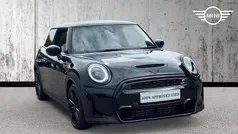 Midnight black ii Used 2023 Mini Cooper S Exclusive Hatchback | £25,151 (Fair price)