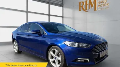 Käytetty Ford Mondeo Titanium 209 HP (153 kW) 2017 Viistoperä