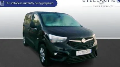 Used 2020 Vauxhall Combo Estate | £11,232 (Fair price)