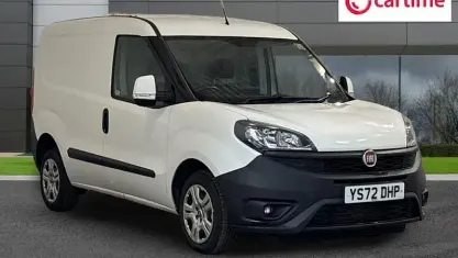 Used Fiat Doblò S 90 HP (66 kW) 2022 White MPV