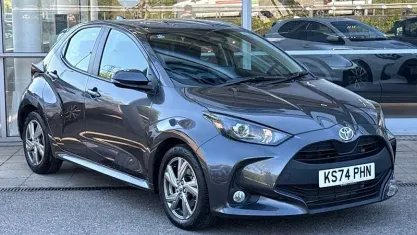 Gebraucht Toyota Yaris Hybrid 116 PS (85 kW) 2026 Kleinwagen