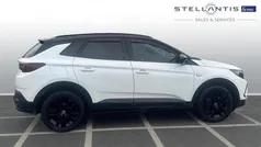 Used 2022 Vauxhall Grandland X SRi SUV | £14,800 (Fair price)