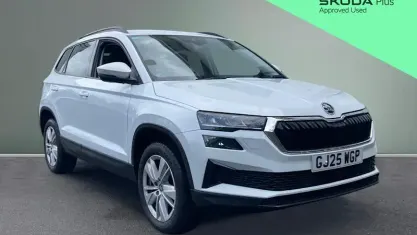 Used Skoda Karoq SE 116 HP (85 kW) 2025 White SUV