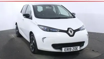 Used Renault Zoe Dynamique 80 kW (109 HP) 2019 White Hatchback