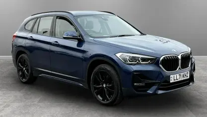 Used BMW X1 Sport Line 178 HP (130 kW) 2021 Blue SUV