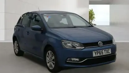 Used VW Polo SE 90 HP (66 kW) 2015 Blue Hatchback