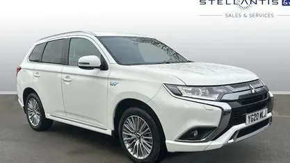 Used Mitsubishi Outlander P-HEV 224 HP (164 kW) 2020 Estate