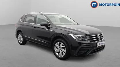 Used VW Tiguan Allspace Life 150 HP (110 kW) 2023 Black SUV