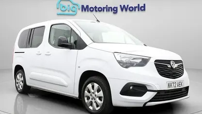 White Used 2022 Vauxhall Combo Estate | £12,500 (Fair price)