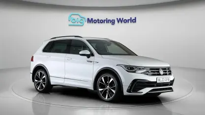 Usado VW Tiguan R-line 150 HP (110 kW) 2023 Branco SUV