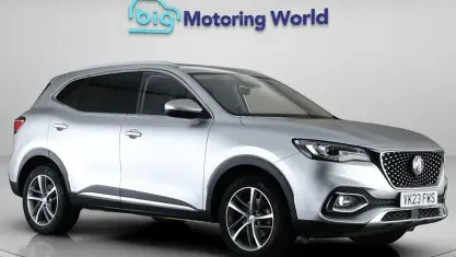 Używany MG HS Exclusive 162 KM (119 kW) 2023 Srebrny SUV