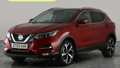 Used Nissan Qashqai 360º 140 HP (102 kW) 2019 Red SUV