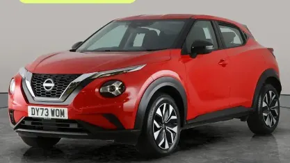 Used Nissan Juke Acenta 117 HP (86 kW) 2023 Red SUV