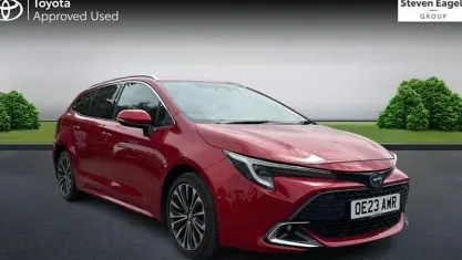 Used Toyota Corolla Design 140 HP (102 kW) 2023 Red Estate