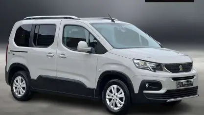 Used Peugeot Rifter Allure 102 HP (75 kW) 2019 Beige MPV