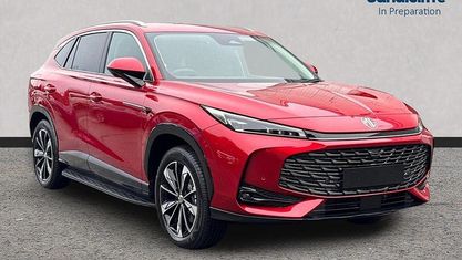 Usado MG HS Trophy 170 HP (125 kW) 2024 Vermelho SUV