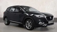 MG HS