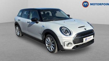 Begagnad Mini Cooper Clubman Classic 192 HK (141 kW) 2019 Silver Kombi