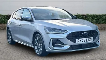 Used 2025 Ford Focus ST-Line X Hatchback | £22,250 (Fair price)