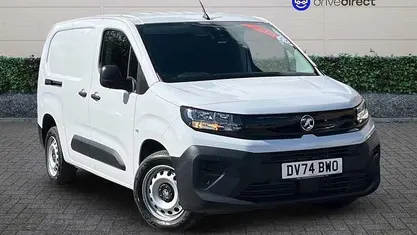 Used 2024 Vauxhall Combo S MPV | £14,135 (Super price)