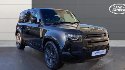 Used Land Rover Defender SE Dynamic 249 HP (183 kW) 2025 Estate