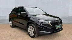 Black Used 2024 Skoda Karoq SE Drive SUV | £23,535 (Fair price)