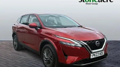 Used Nissan Qashqai Acenta Premium 140 HP (102 kW) 2023 Red SUV