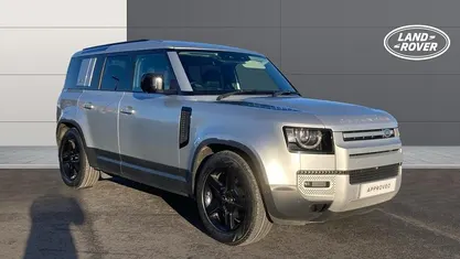 Used 2020 Land Rover Defender SE Estate | £44,844 (Fair price)