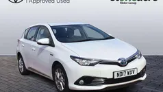 Used 2017 Toyota Auris Hybrid Business Edition Hatchback | £12,500 (Fair price)