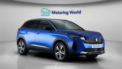 Used Peugeot 3008 Allure Premium 131 HP (96 kW) 2021 Blue SUV