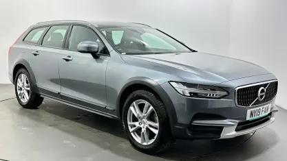 Used Volvo V90 CC 250 HP (183 kW) 2019 Grey Estate