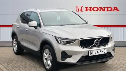 Used Volvo XC40 Core 163 HP (119 kW) 2026 SUV