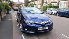 Used 2015 Toyota Auris Hybrid Business Edition Hatchback | £10,380 (Fair price)