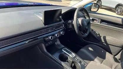 Used Honda Civic Elegance 143 HP (105 kW) 2025 Blue Hatchback